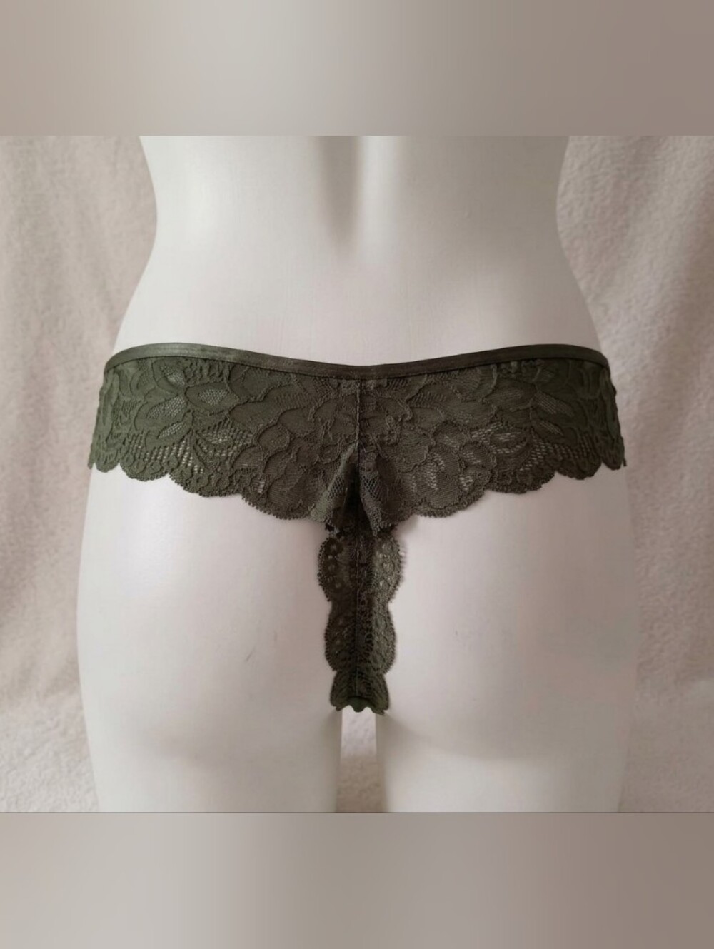 NWT aerie Olive Green Lace Cheeky Thong Panty, Size XL